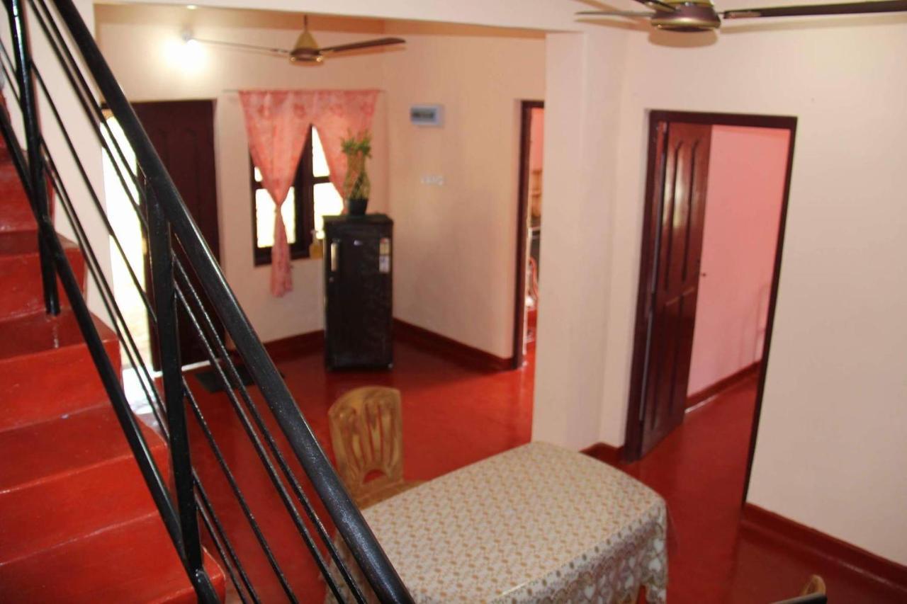 Batti Relax Point Hotel Batticaloa Buitenkant foto